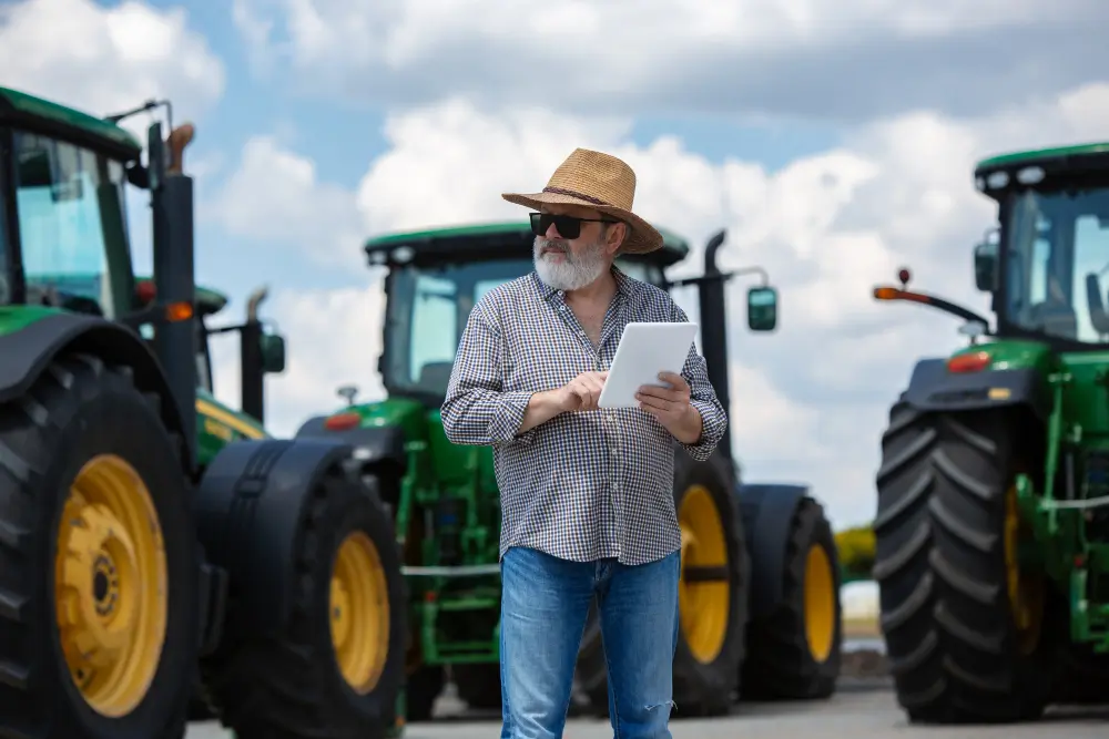 Giving up privacy for the benefits of precision farming?
